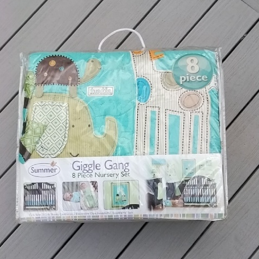 Giggle Gang 8 Piece Nursery Set - Aqua and Beige